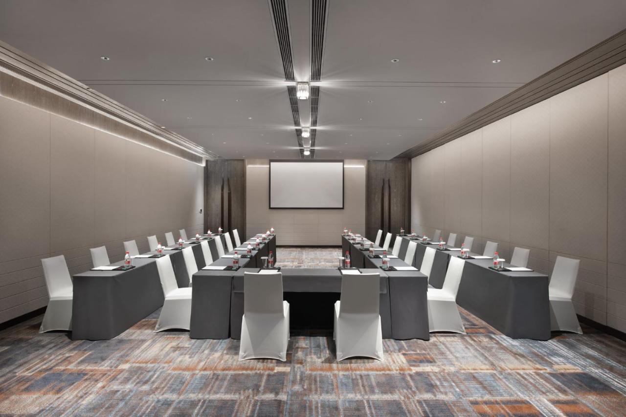 Crowne Plaza Wuhan Optics Valley By Ihg Exterior foto